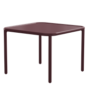 Isla Cafe Table